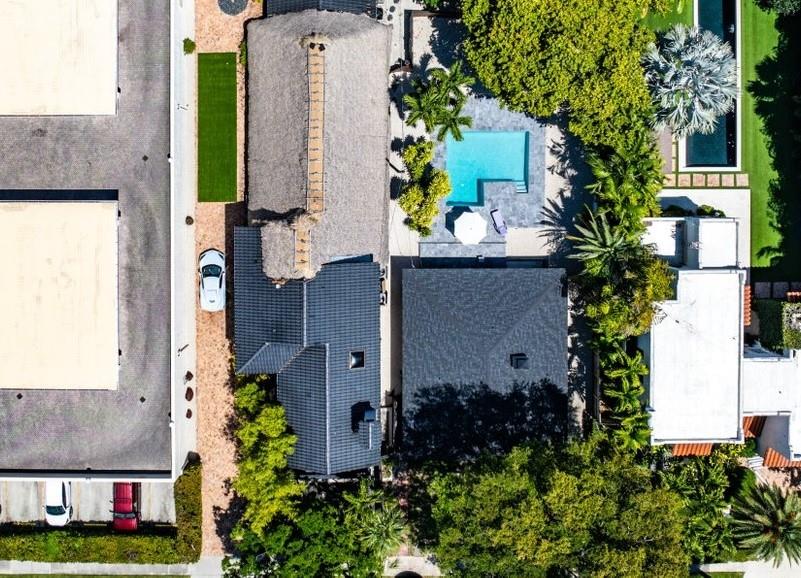324 Riviera Isle Dr