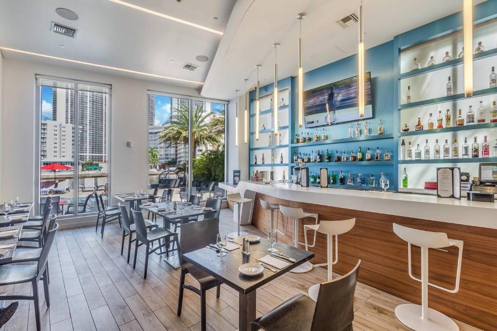 2602 E Hallandale Beach Boulevard R1805