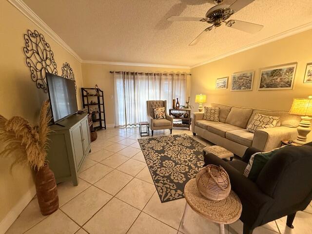 LAS VISTAS C IN INVERRARY - Residential