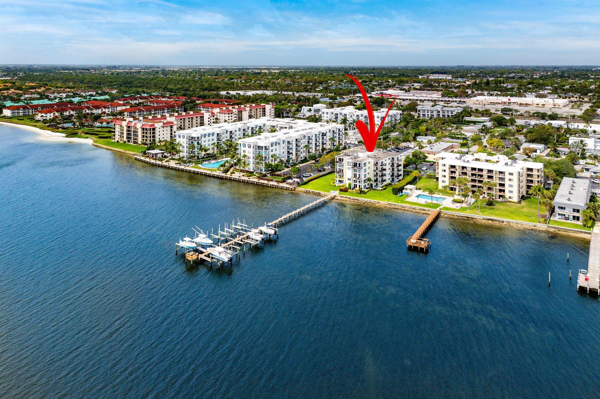 JAMES PLACE CONDO - Residential
