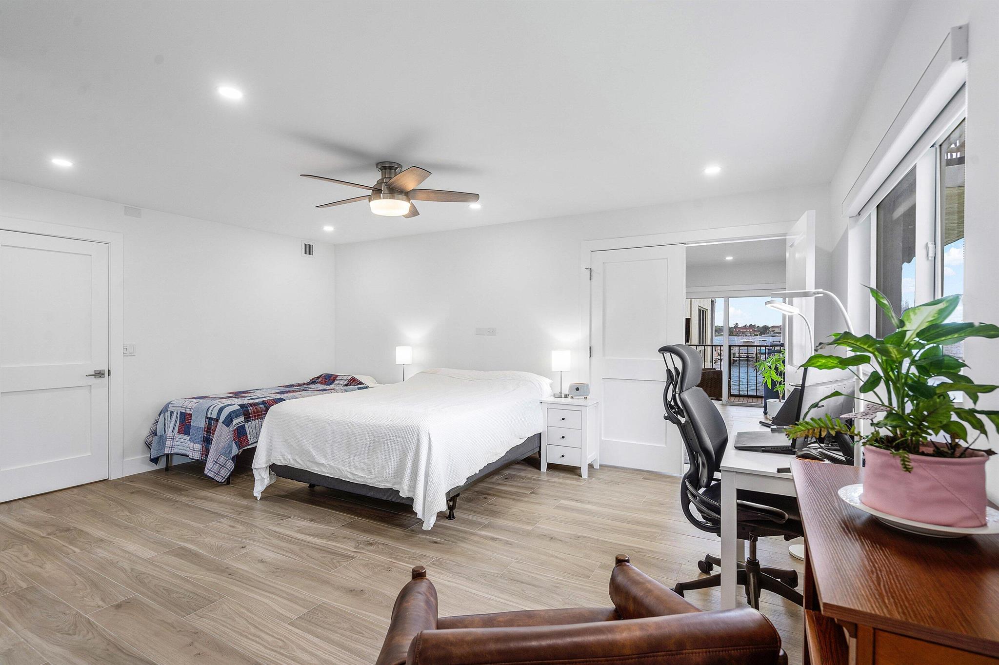 JAMES PLACE CONDO - Residential