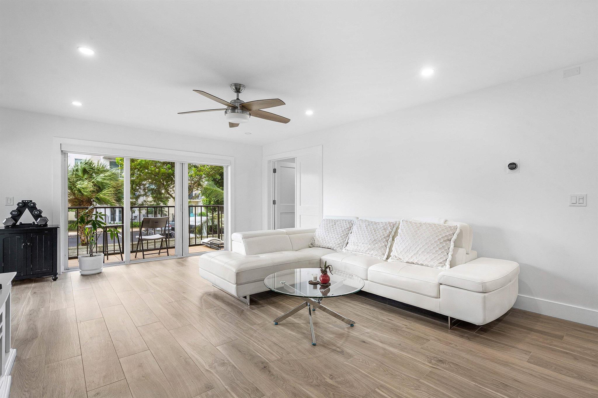 JAMES PLACE CONDO - Residential
