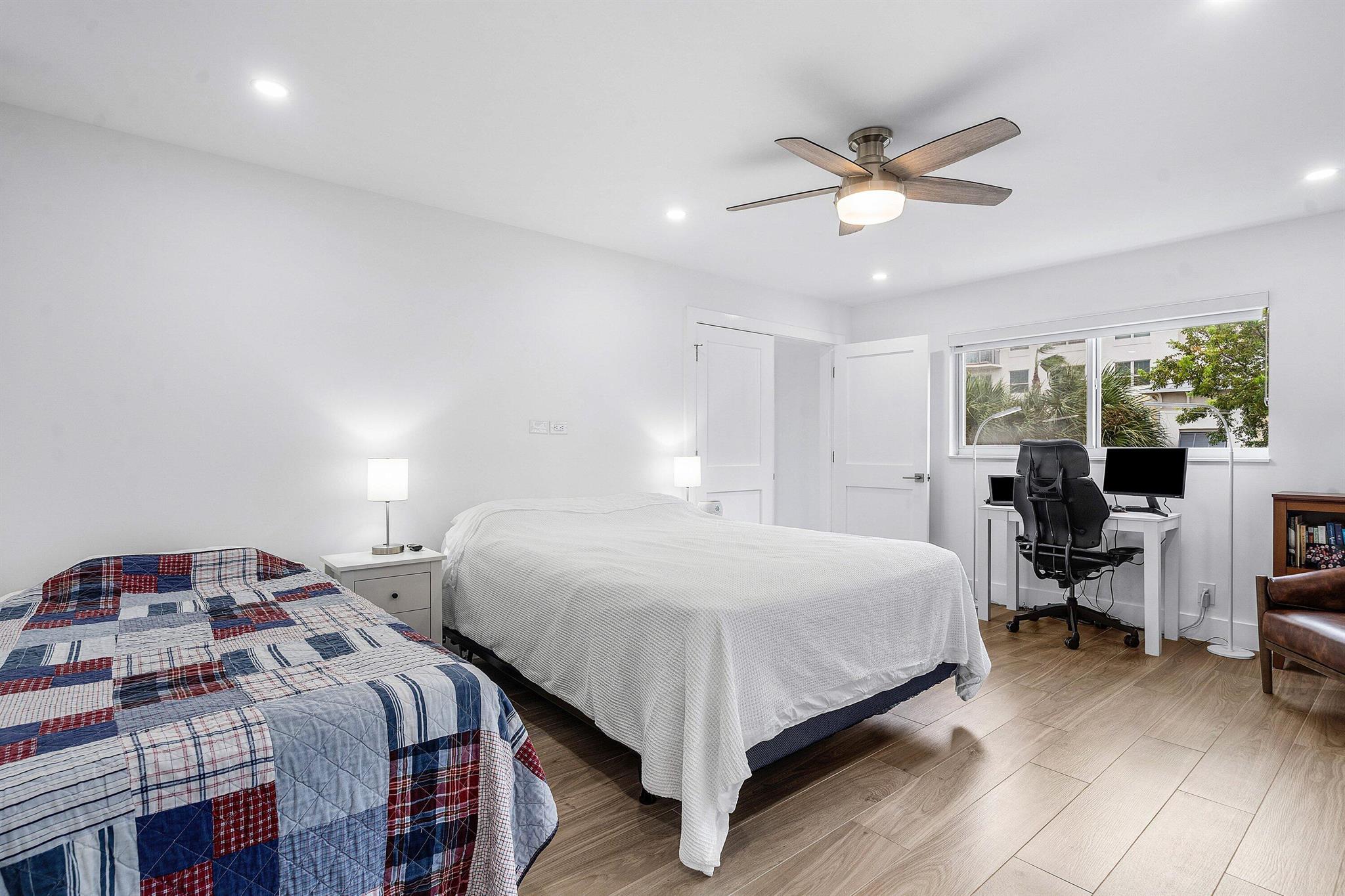 JAMES PLACE CONDO - Residential