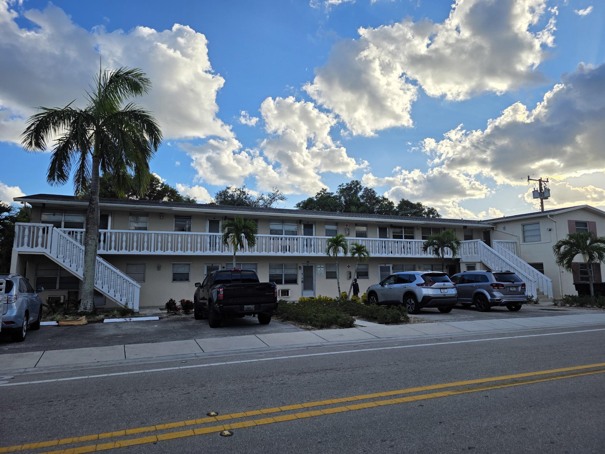 STERLING HOUSE CONDO - Residential Lease