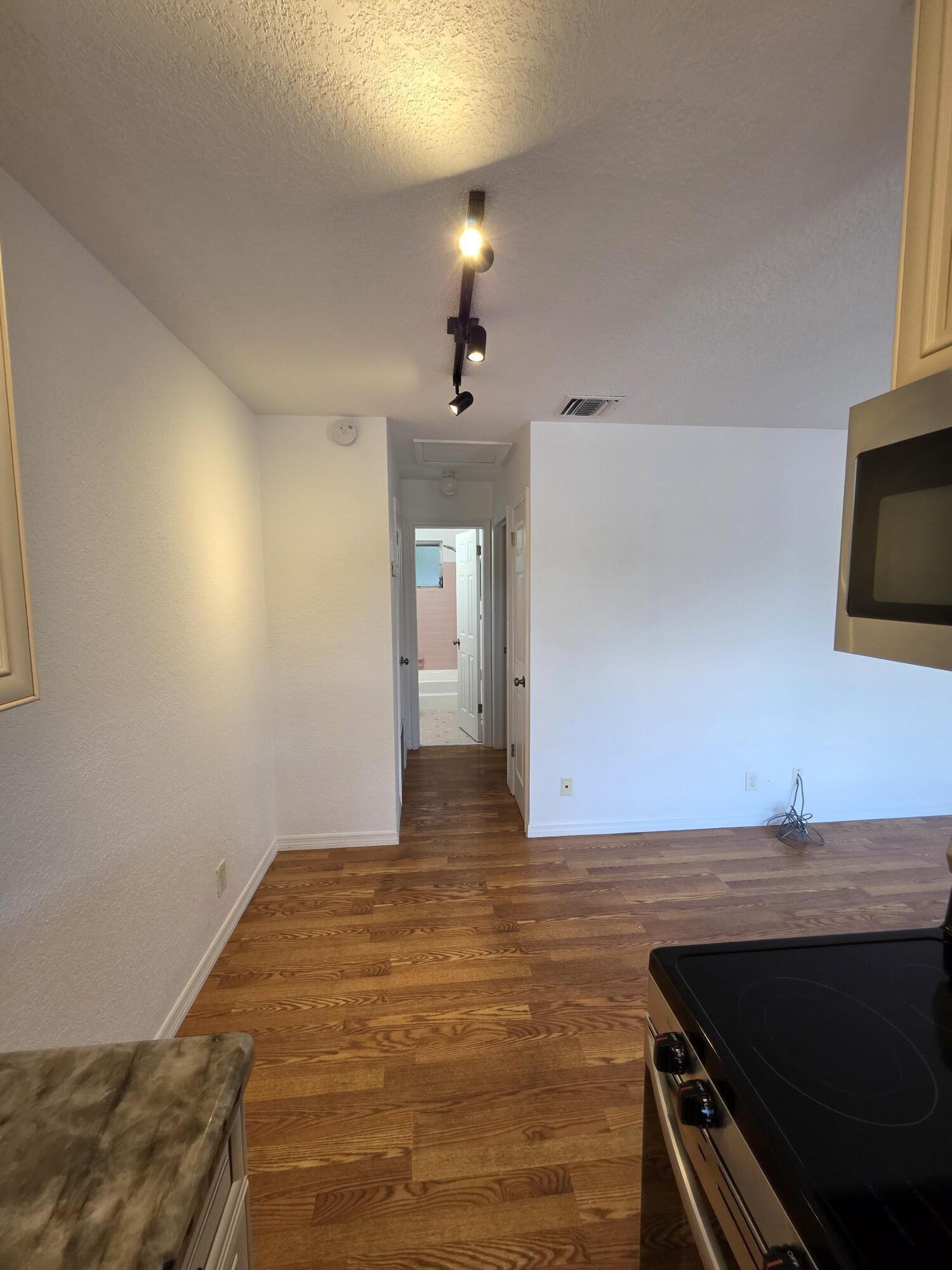 STERLING HOUSE CONDO - Residential Lease