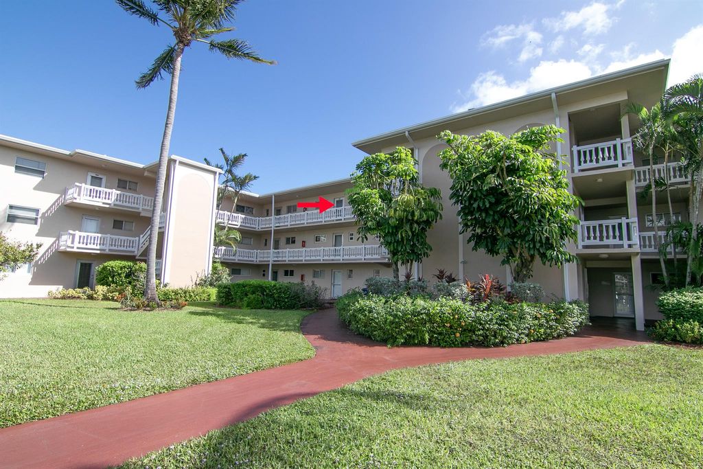 Photo of 2769 S Garden Drive #304, Lake Worth, FL 33461 (MLS # R10940241)