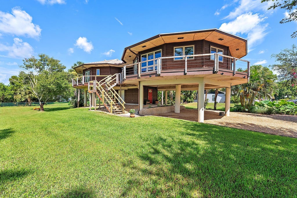 Photo of 13170 SE Flamingo Drive, Hobe Sound, FL 33455 (MLS # R11143143)
