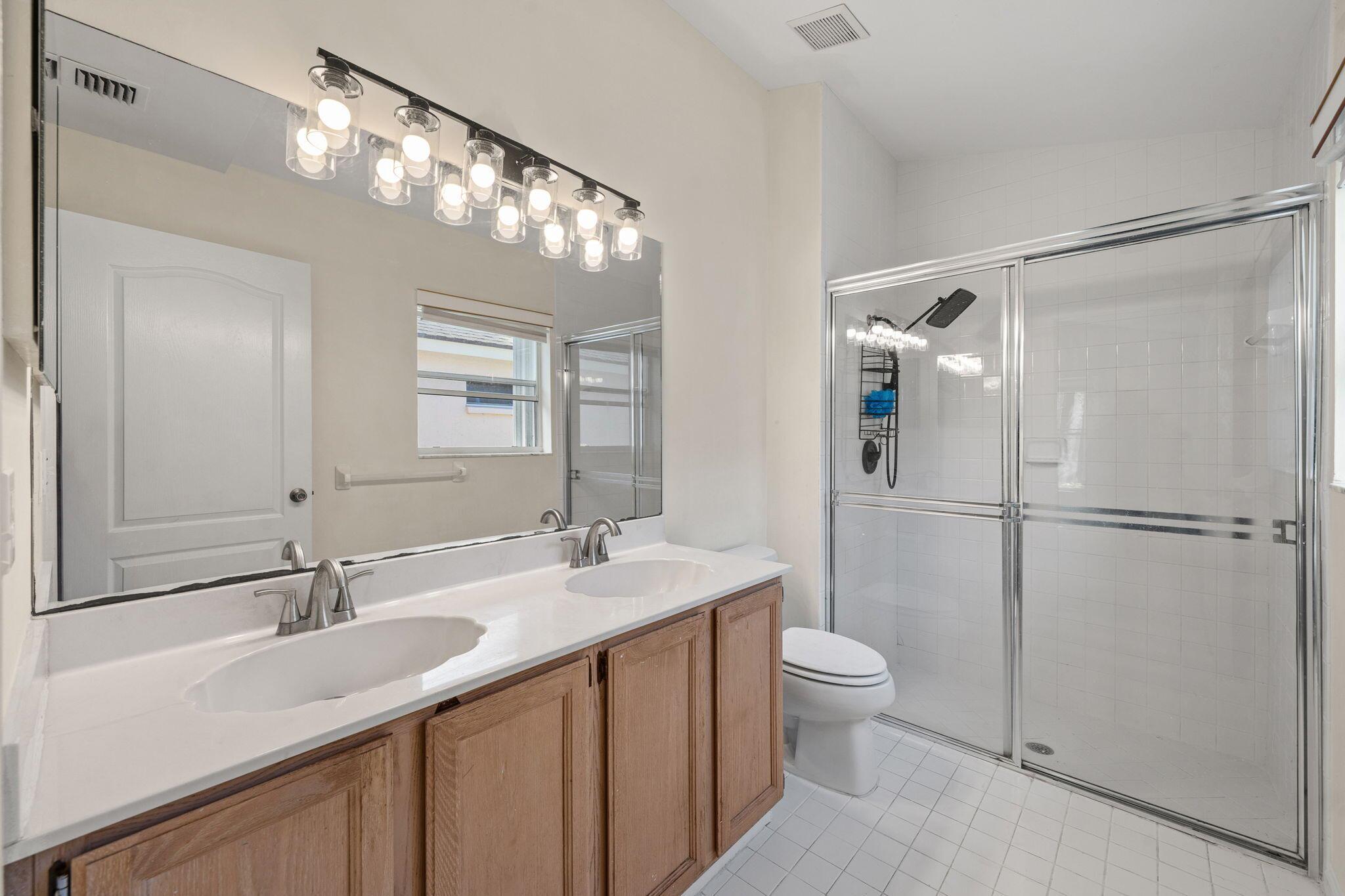 RIVER BRIDGE PAR 2F - Residential Lease