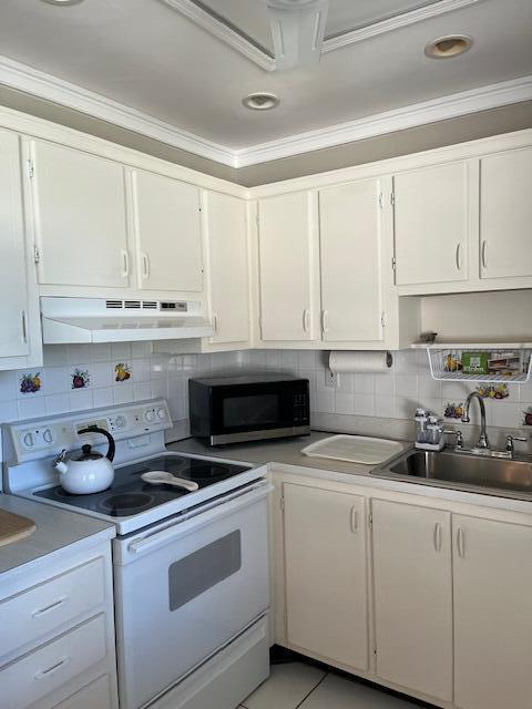 KINGS POINT - Residential