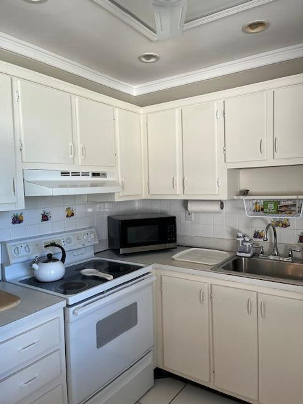 Photo of 718 Normandy #O, Delray Beach, FL 33484 (MLS # R11151110)