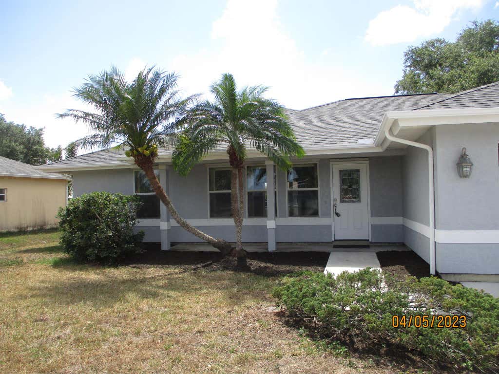 Photo of 1896 SW Cameo Boulevard, Port Saint Lucie, FL 34953 (MLS # R10999492)