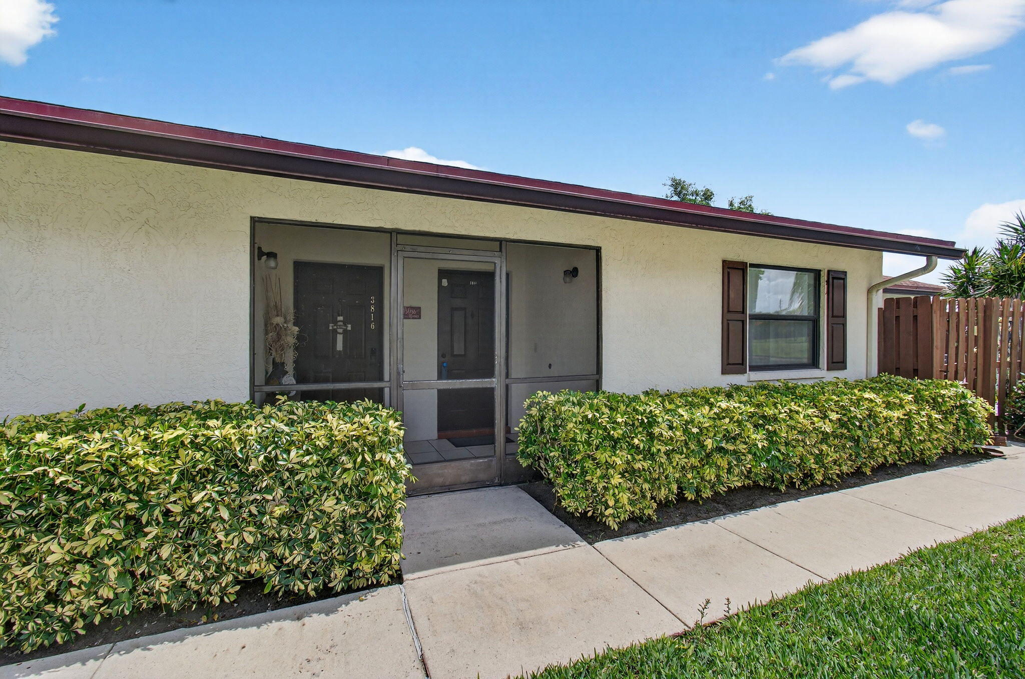 OAKWOOD II - Residential