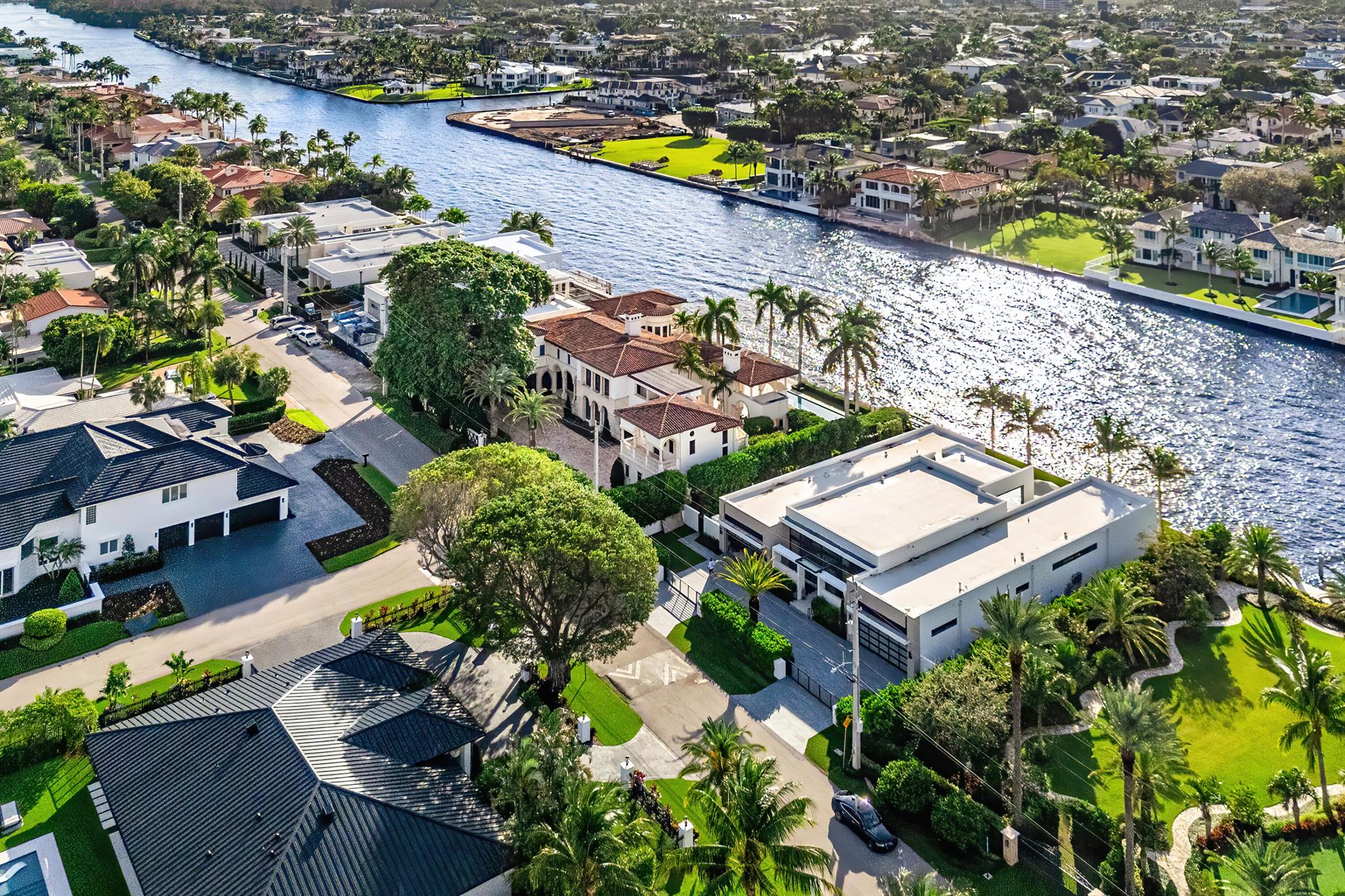 SPANISH RIVER LAND The Es - Residential