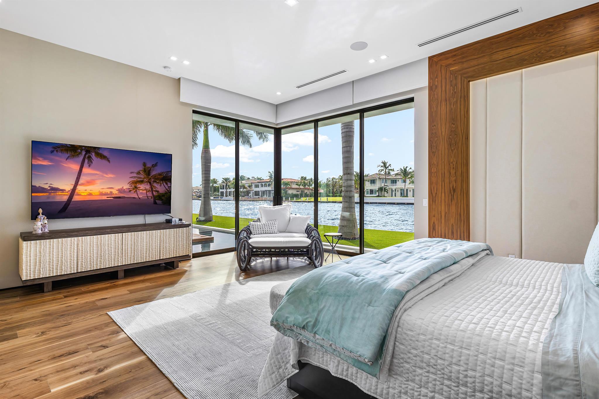 SPANISH RIVER LAND The Es - Residential