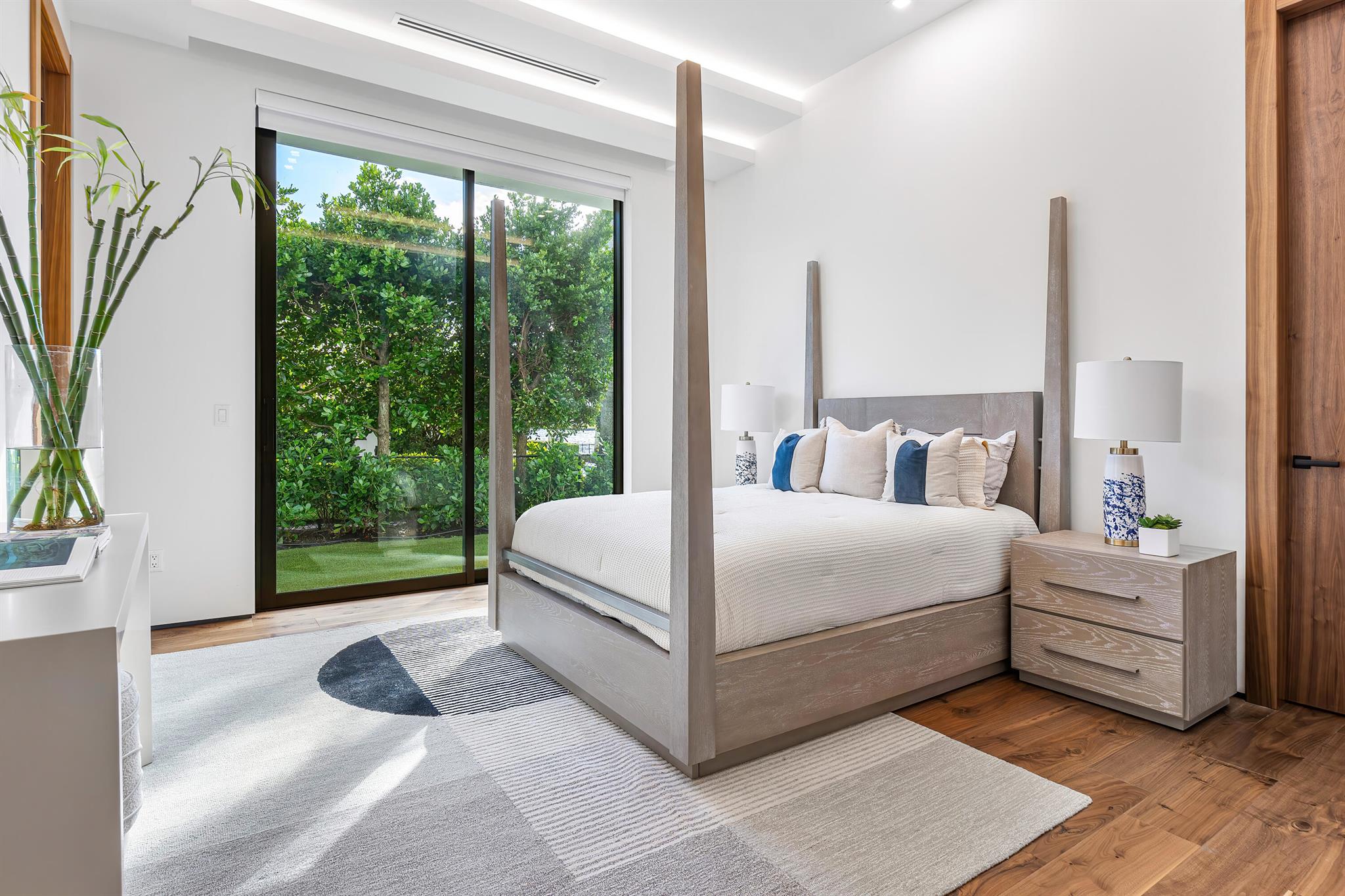 SPANISH RIVER LAND The Es - Residential