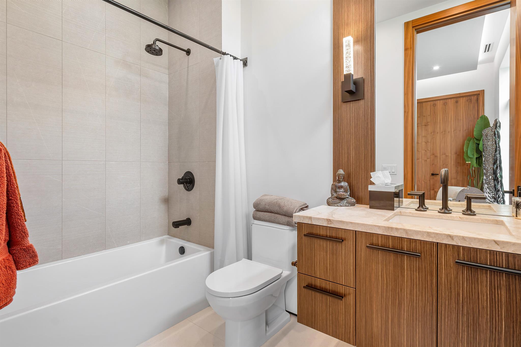 SPANISH RIVER LAND The Es - Residential