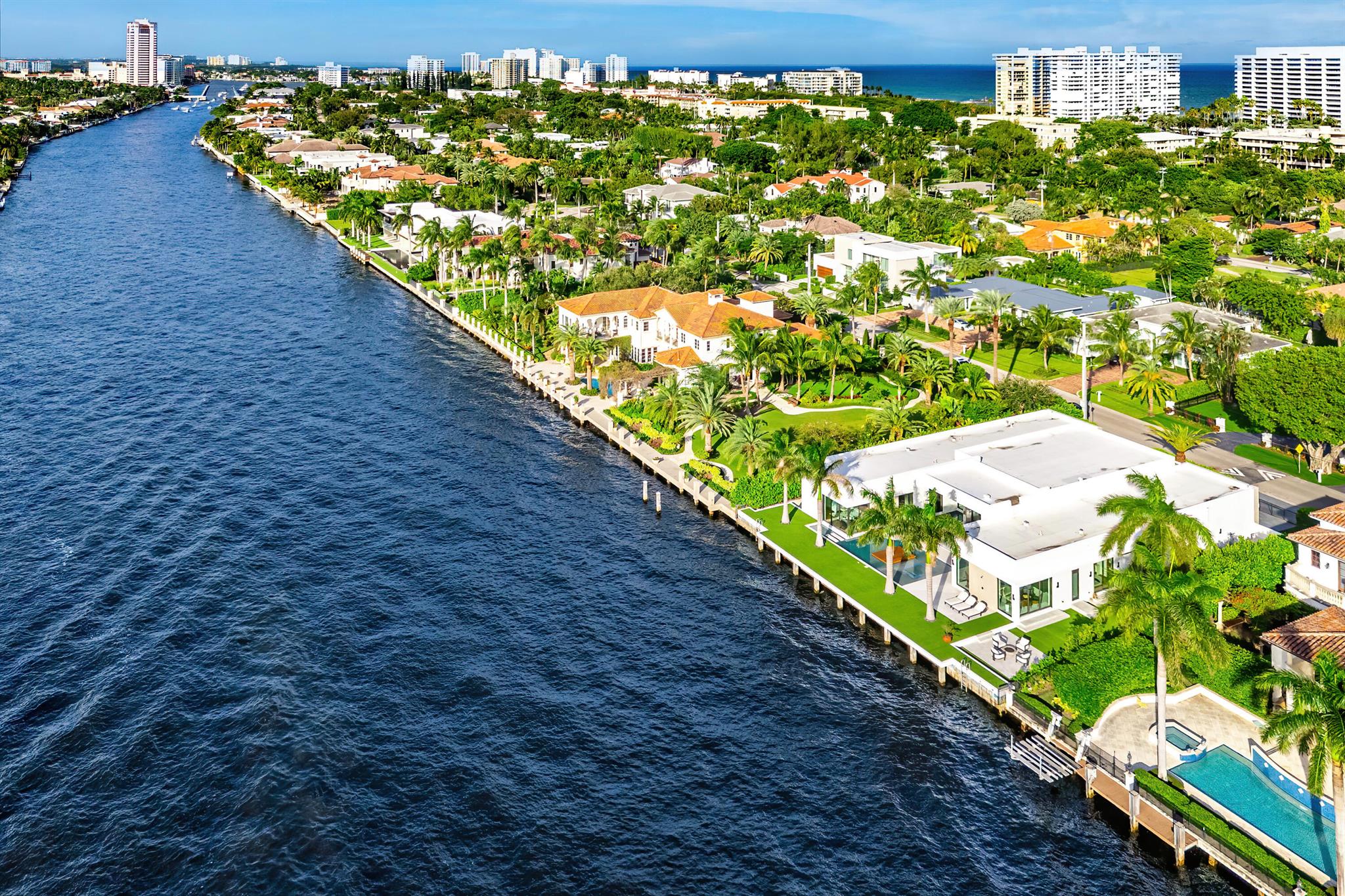 SPANISH RIVER LAND The Es - Residential