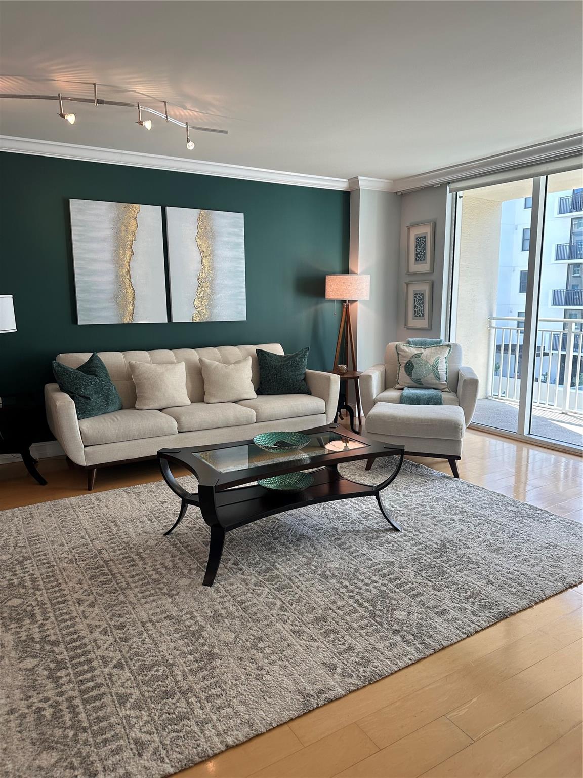 Palmetto Place - Residential