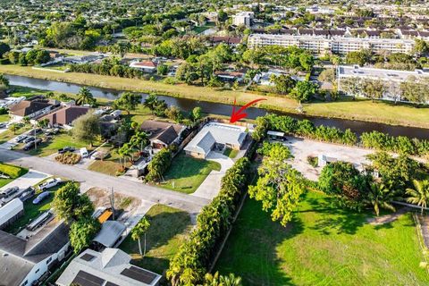 A home in Lake Worth