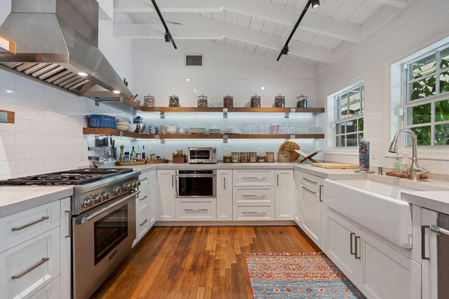 HIGH ACRES 1ST ADD - Residential Lease