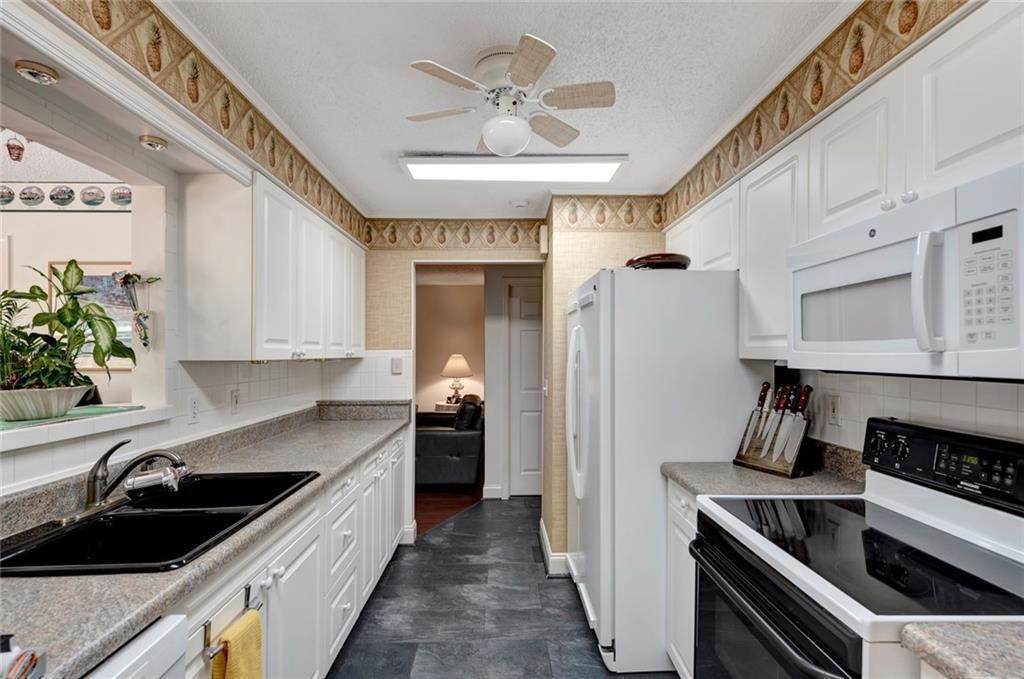 HOLIDAY PINES SUBDIVISION PHASE III - Residential