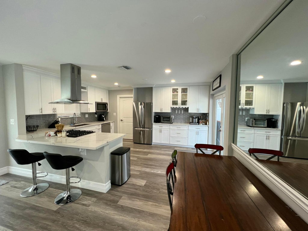 Photo of 3251 SW 23RD Court, Fort Lauderdale, FL 33312 (MLS # B26079555)