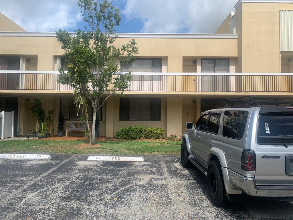 Photo of 2931 SW 87th Terrace #1906, Davie, FL 33328 (MLS # F10445024)