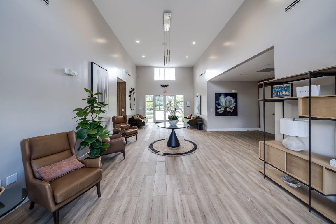 Eagle Point/Eagle Trace - Residential