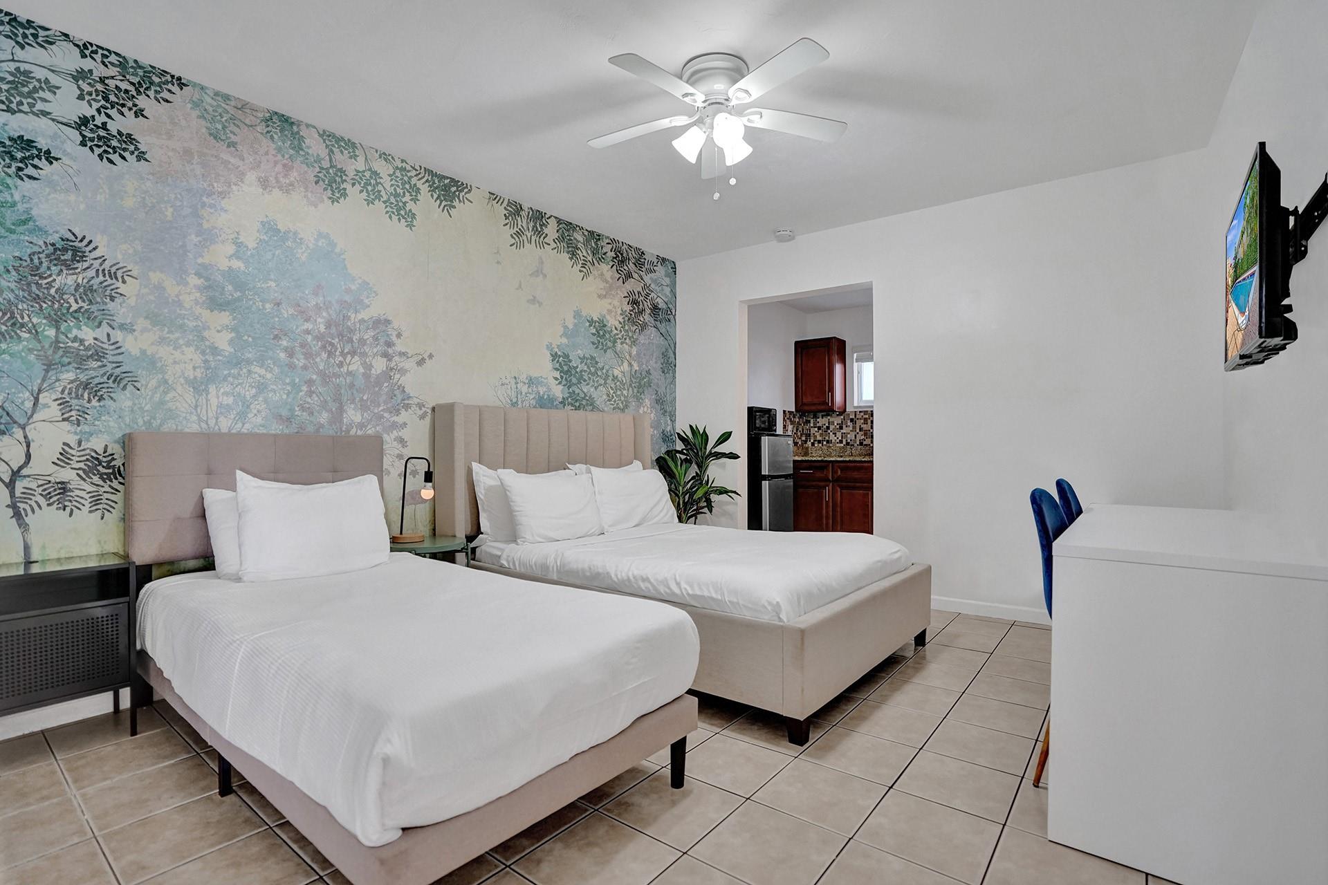 340 Desoto St 1-13