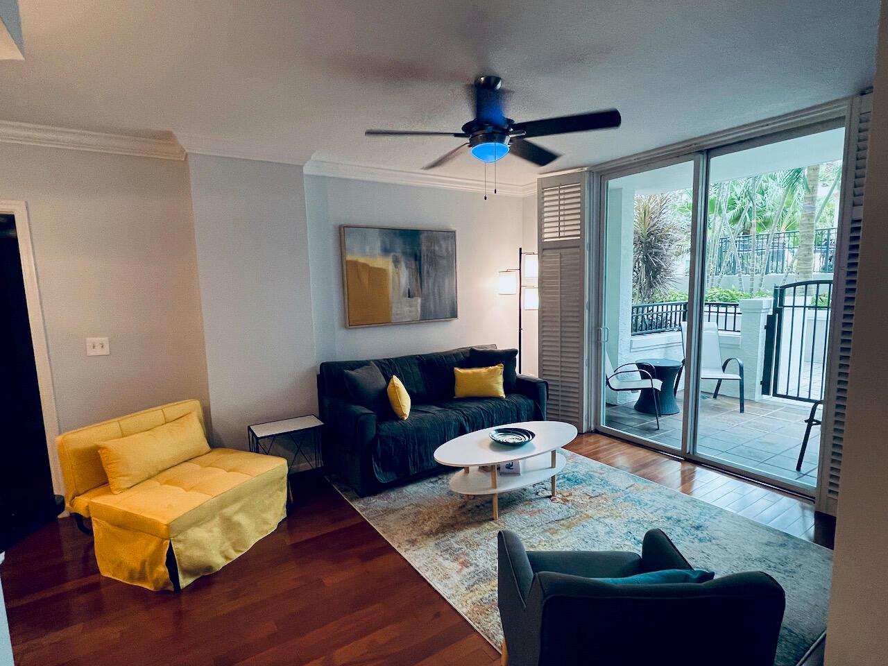 600 S Dixie Highway 522