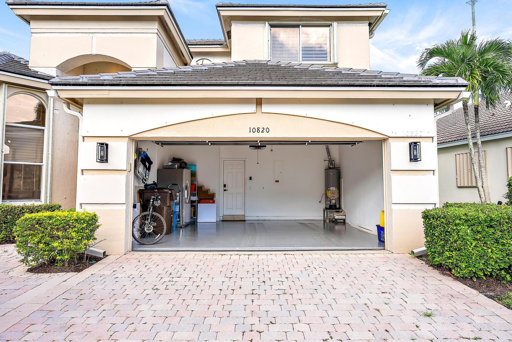 IBIS GOLF AND COUNTRY CLUB - The Grande - Residential