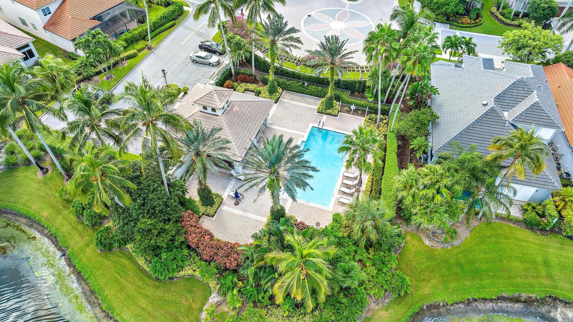 IBIS GOLF AND COUNTRY CLUB - The Grande - Residential