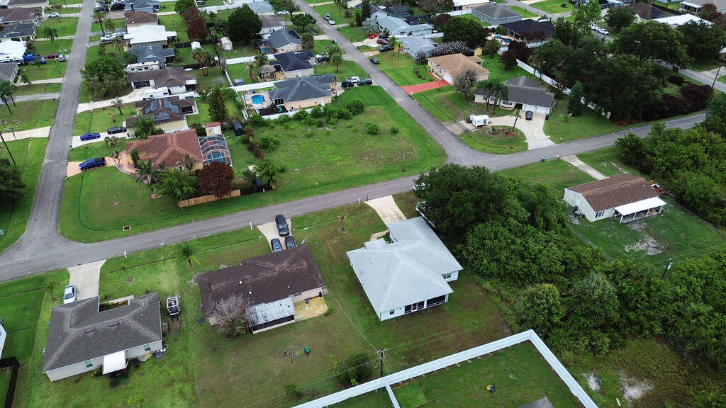 PORT ST LUCIE SECTION 27 - Residential