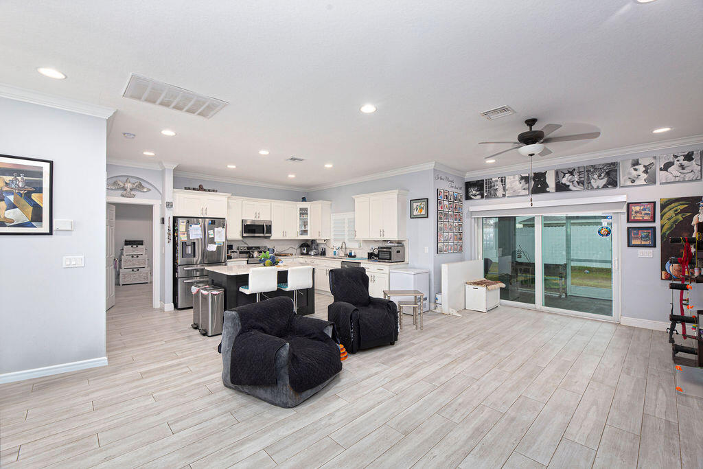 PORT ST LUCIE SECTION 27 - Residential
