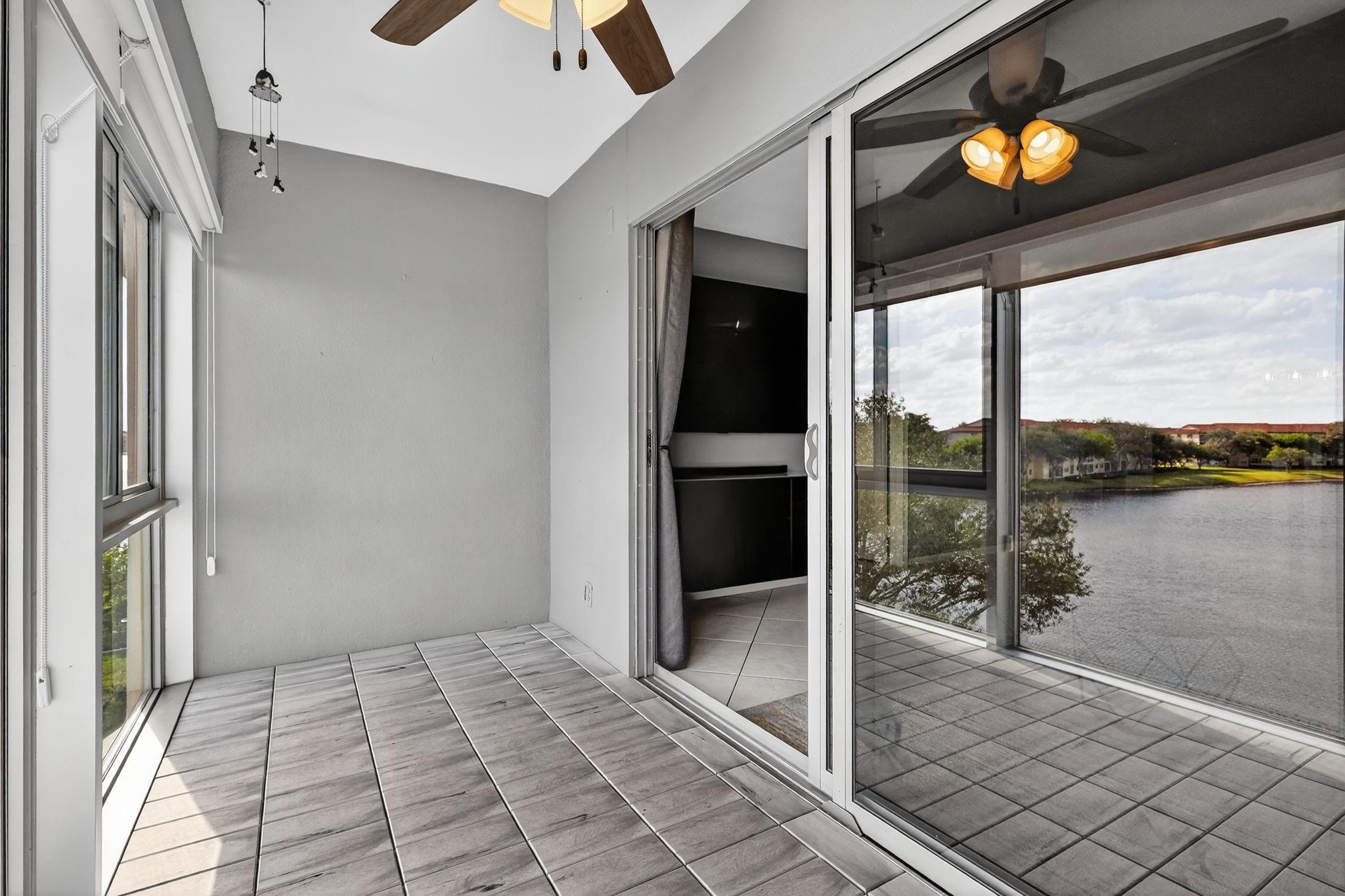 HAWTHORNE AT CENTURY VILL - Residential