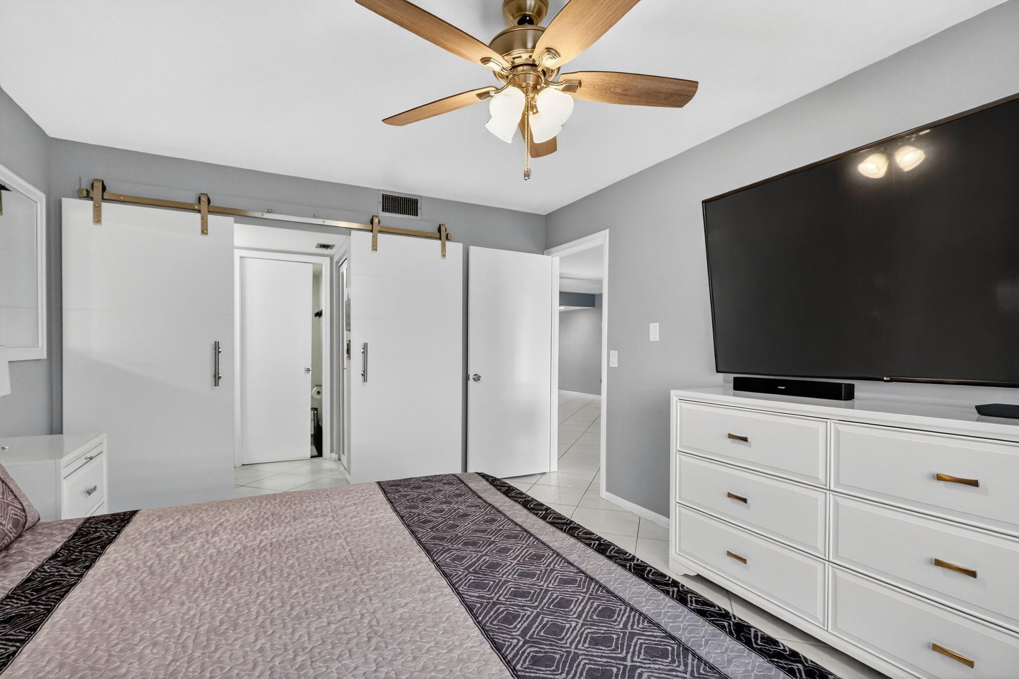 HAWTHORNE AT CENTURY VILL - Residential