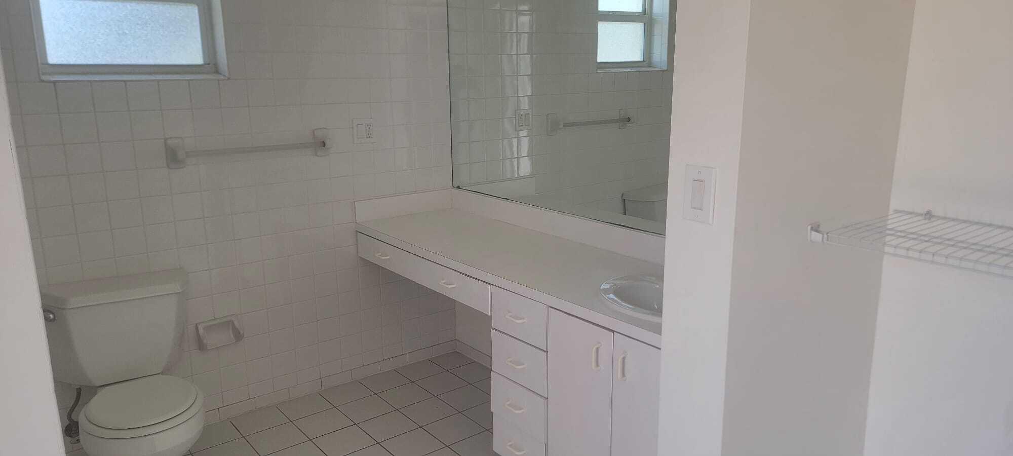 NORTH HOLLYWOOD - Residential Lease