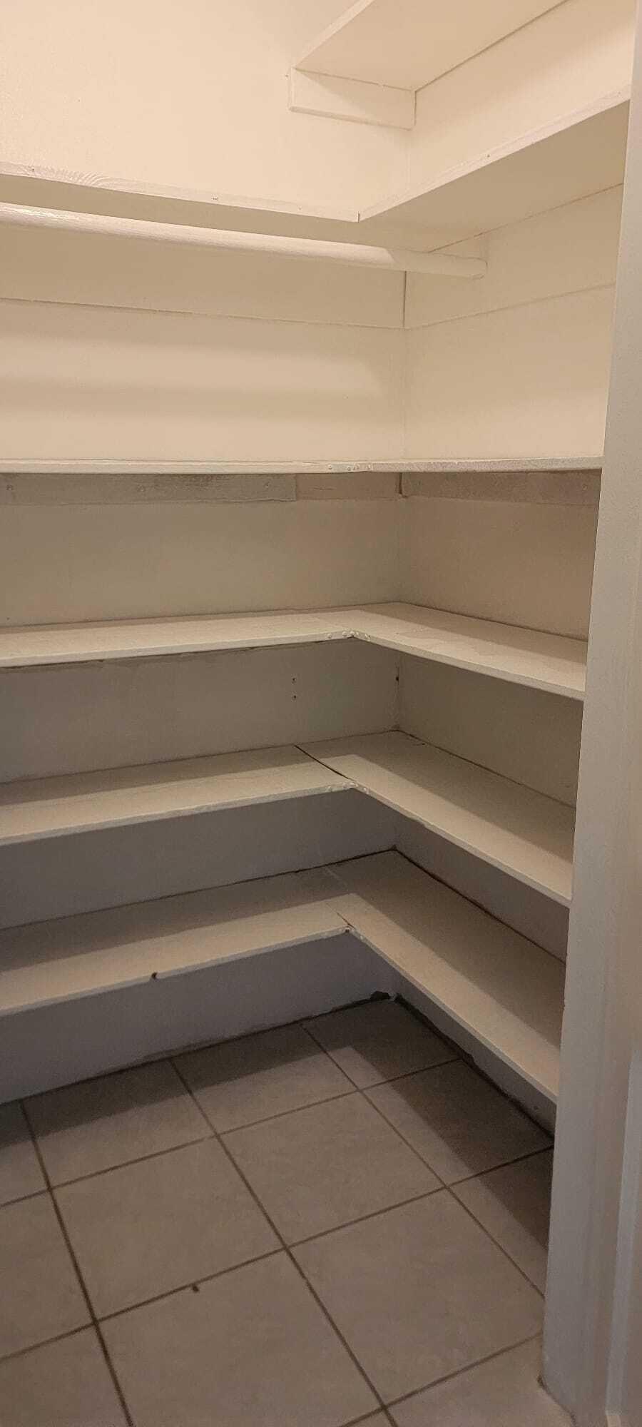 NORTH HOLLYWOOD - Residential Lease
