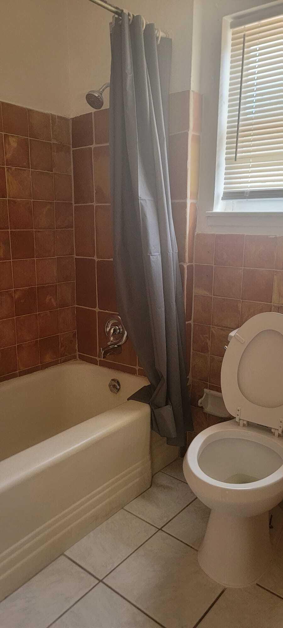 NORTH HOLLYWOOD - Residential Lease