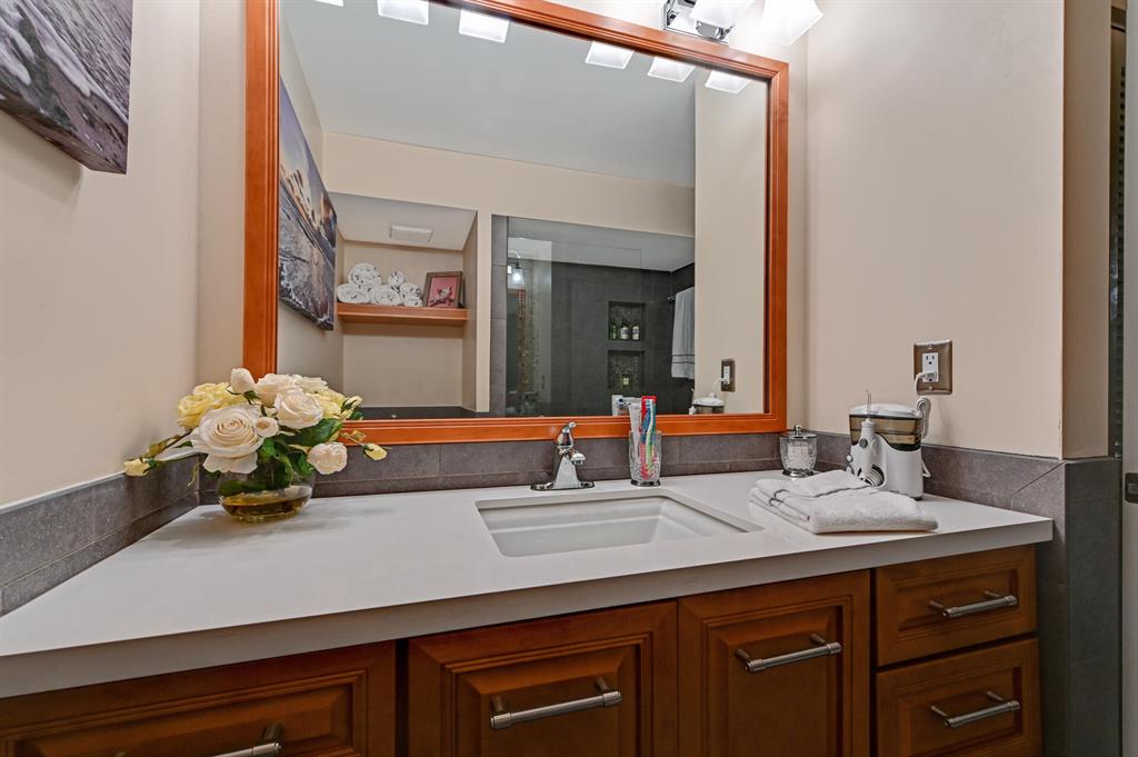 GOLF VILLAS CONDO - Residential