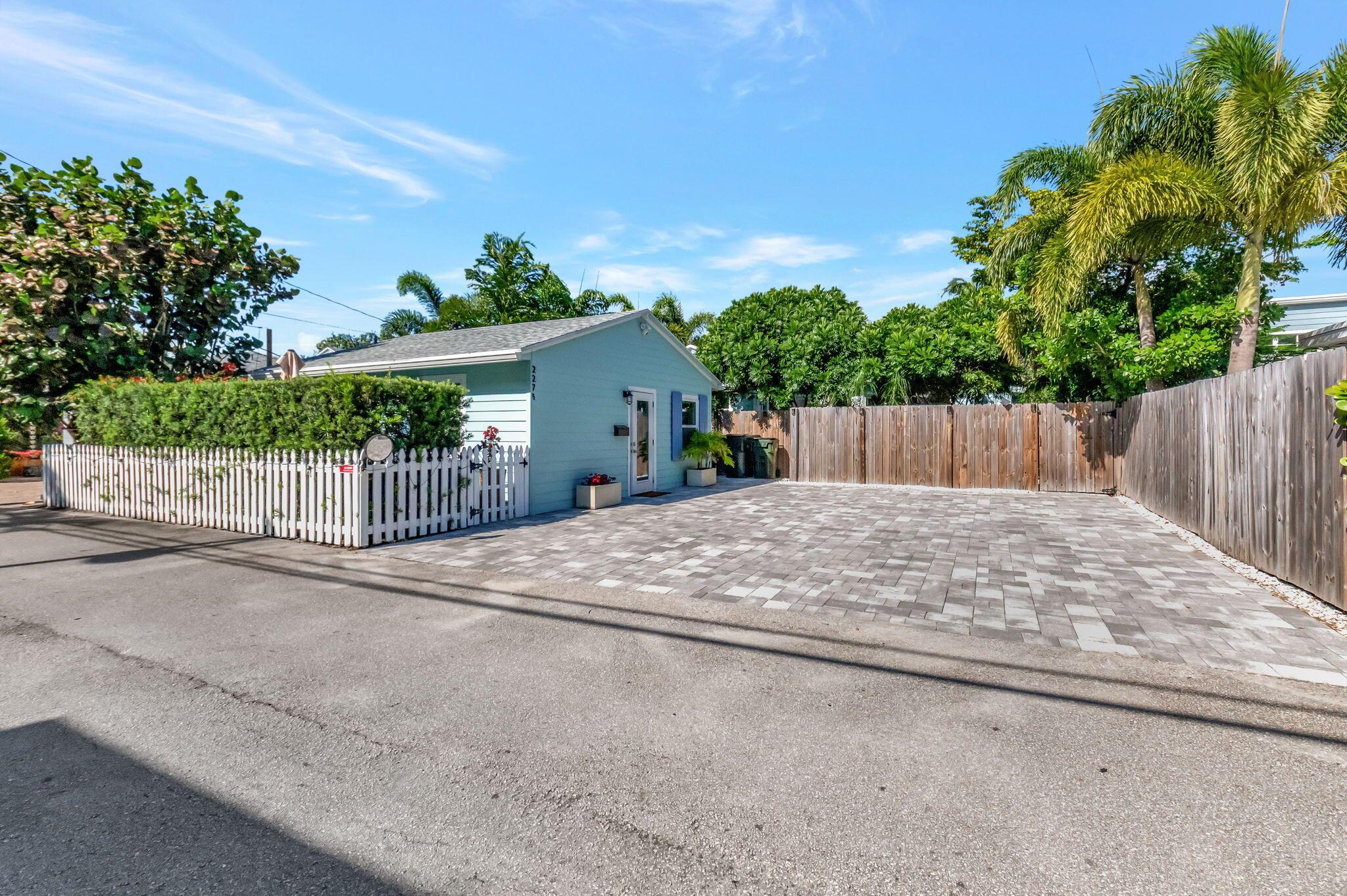 Bankers Row - Residential
