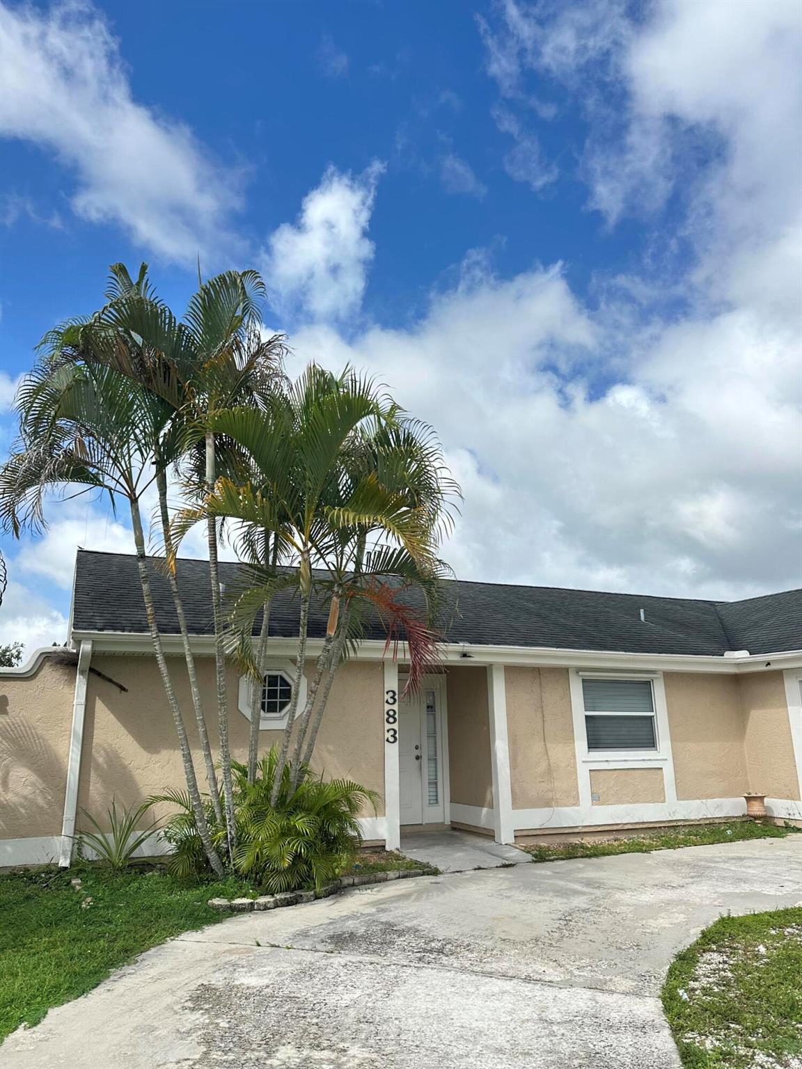 PORT ST LUCIE SECTION 41 - Residential Lease