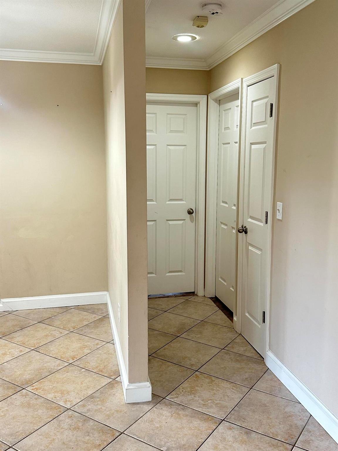 PORT ST LUCIE SECTION 41 - Residential Lease