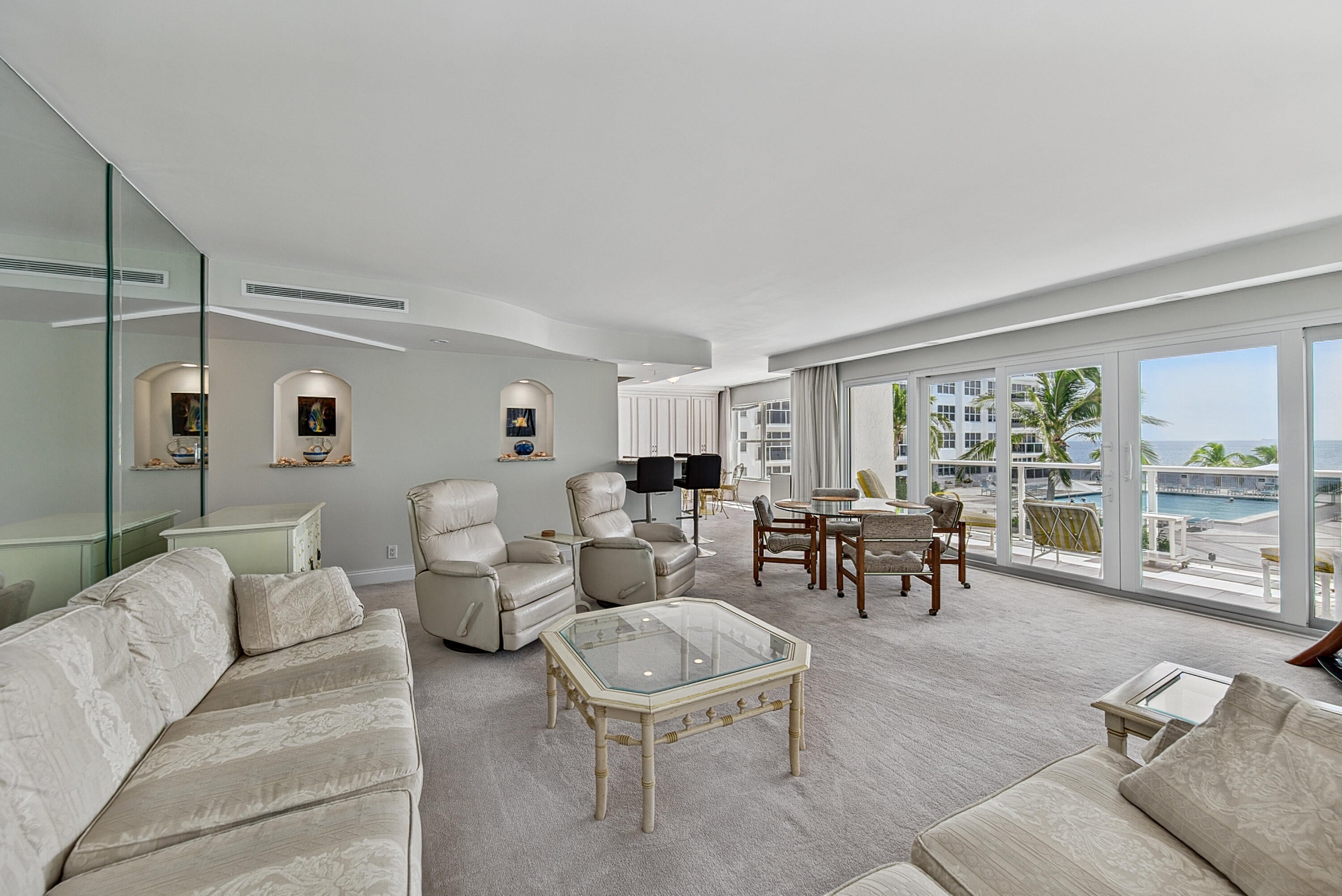 3500 Galt Ocean Drive 207