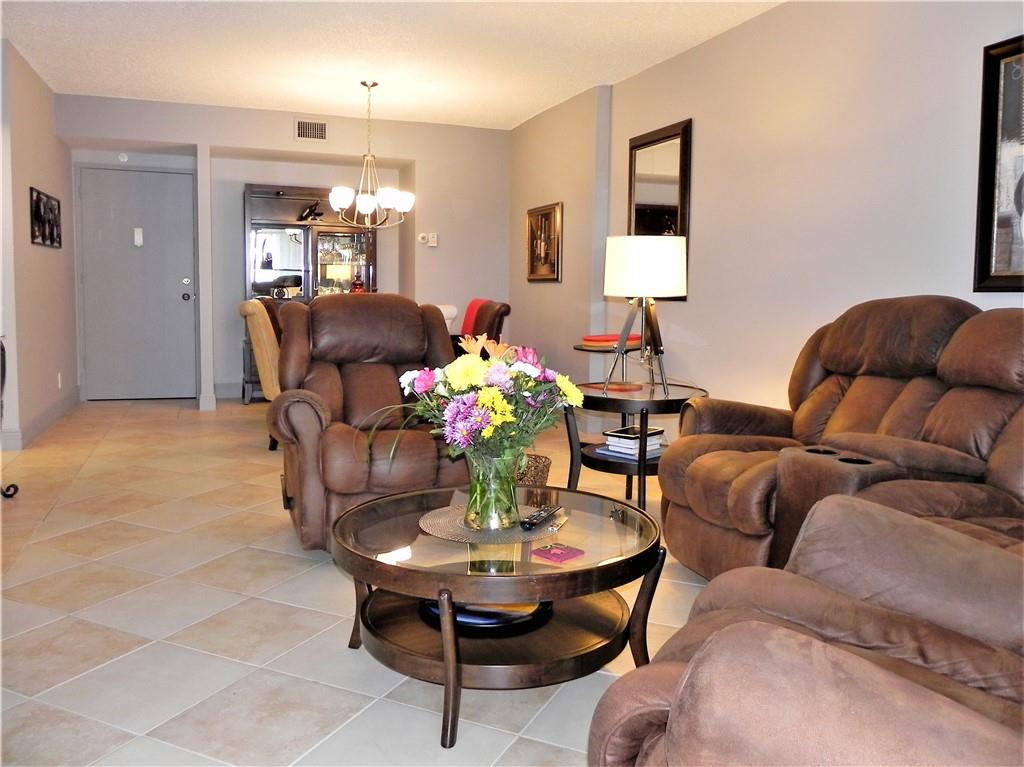 HILLCREST EAST - Residential