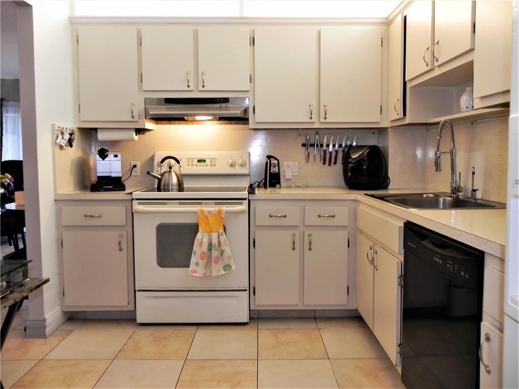 HILLCREST EAST - Residential