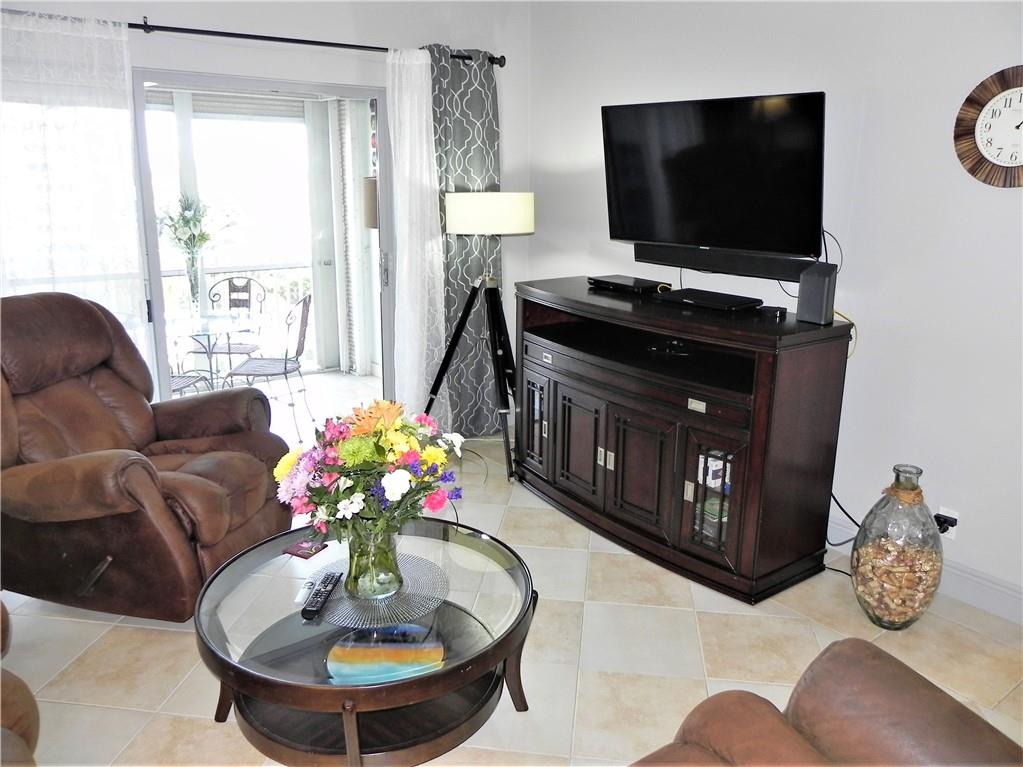 HILLCREST EAST - Residential