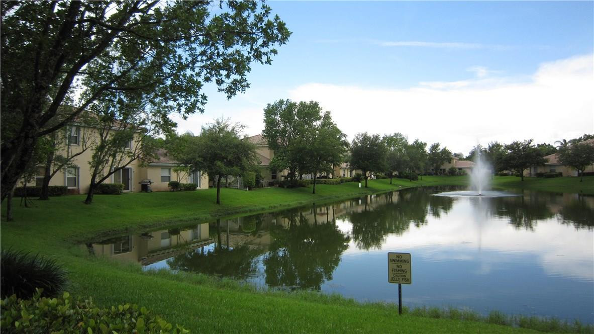 Raintree Villas - Residential