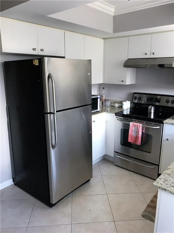 Center Court Condominium - Residential