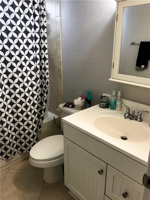 Center Court Condominium - Residential